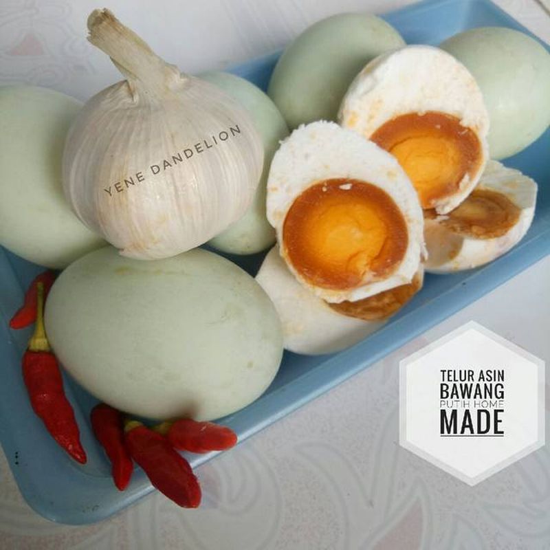  Telur  Asin Bawang Putih Homemade Gampang Bikinnya dan Bye 