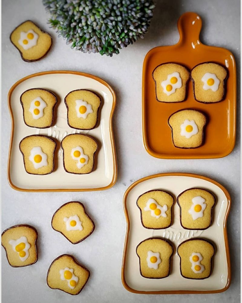 egg-toast-bread-cookies