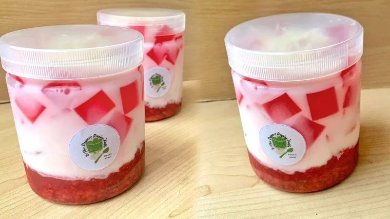 korean-strawberry-and-Jelly-milk
