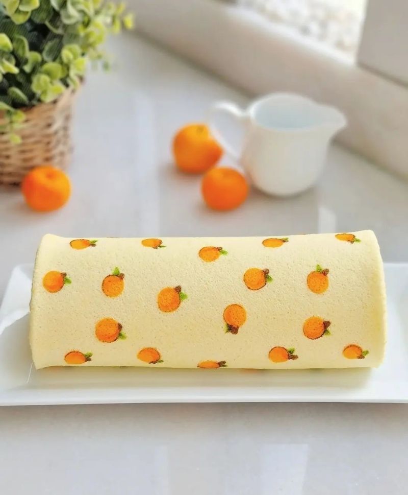 tangerine-swiss-roll-cake