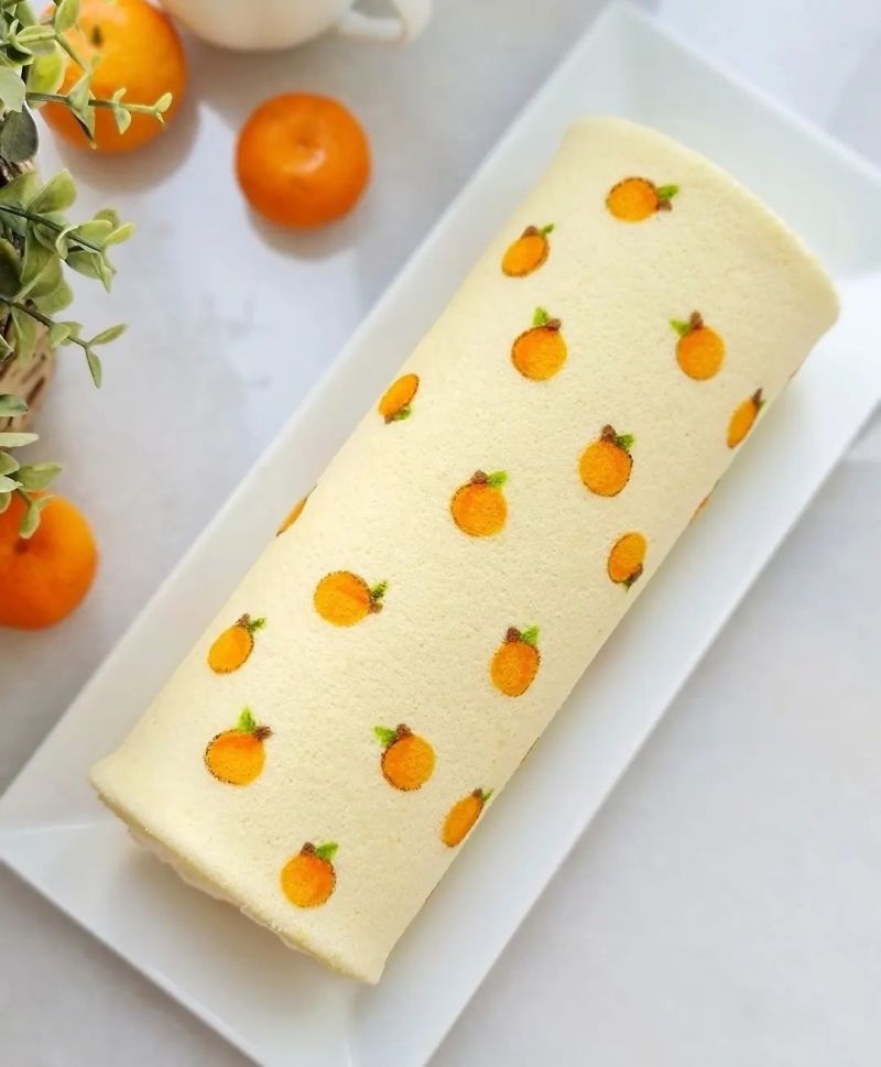 tangerine-swiss-roll-cake
